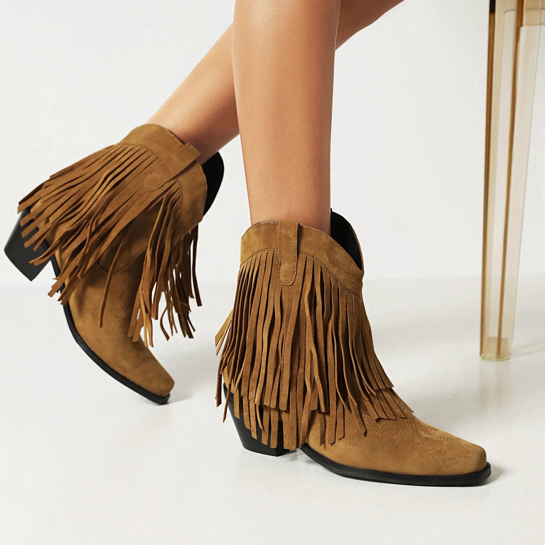 Fashionable Suede Ankle Boots with Fringe for Women