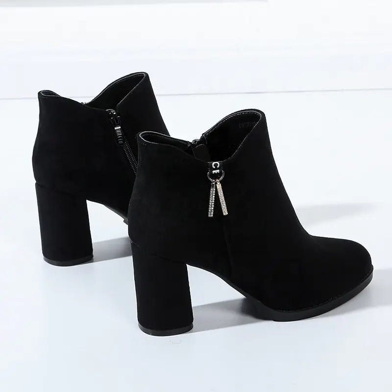 Elegant Suede Ankle Boots for Women - Winter 2022