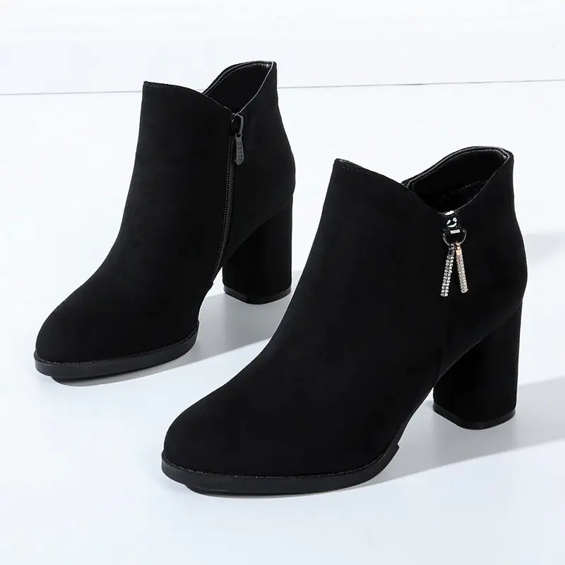 Elegant Suede Ankle Boots for Women - Winter 2022