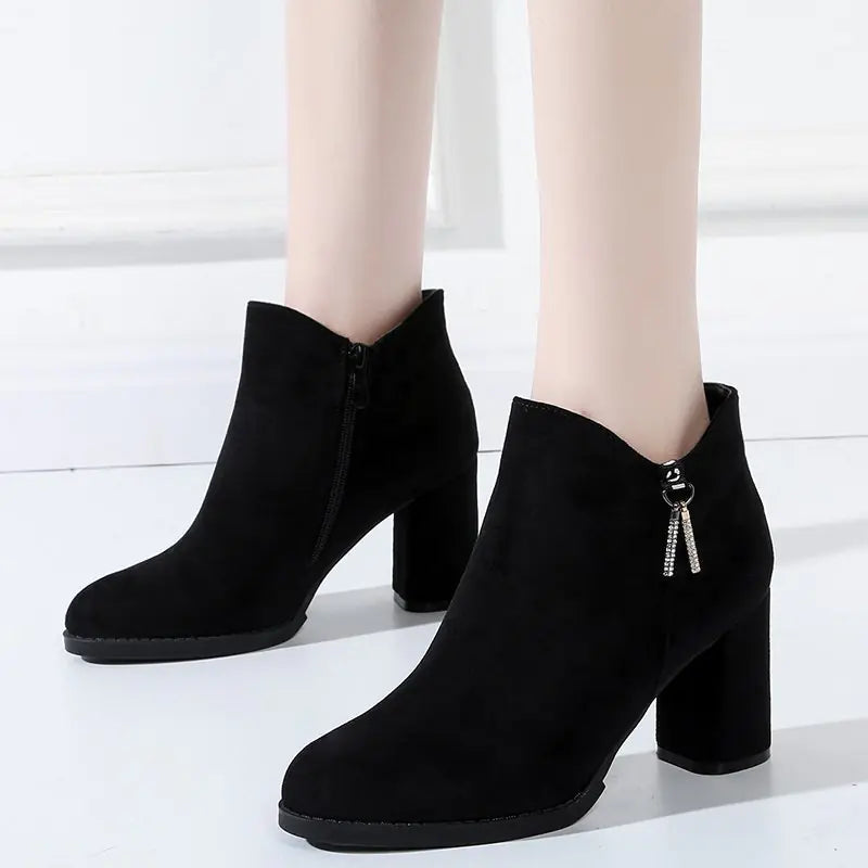 Elegant Suede Ankle Boots for Women - Winter 2022